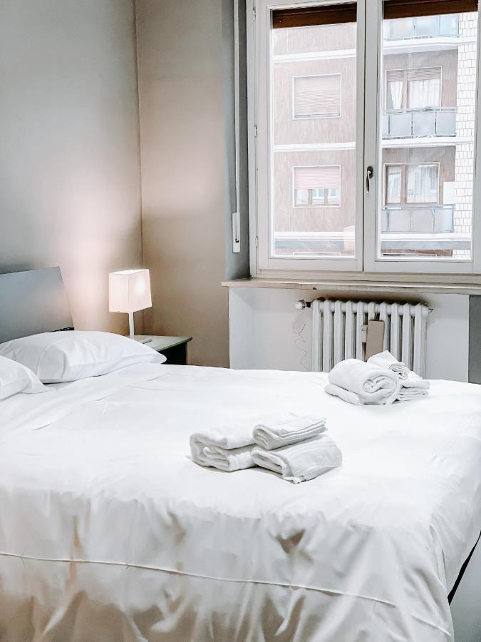 Myhouse Inn Suite Paradiso - Affitti Brevi Italia Колленьо Экстерьер фото